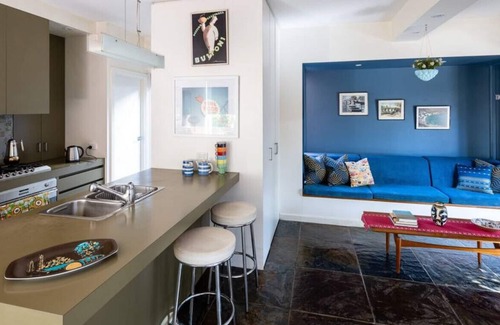 Brighton House | Asling · Superb Location - 1 min walk to shops & train