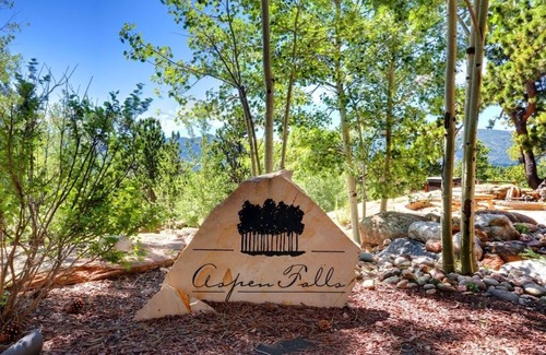 Estes Park House | Aspen Falls 20-NCD0226 Private 30 acre luxury estate, sleeps up to 28