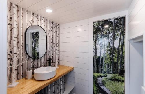 Apple Valley House | Aspen Grove private hotub