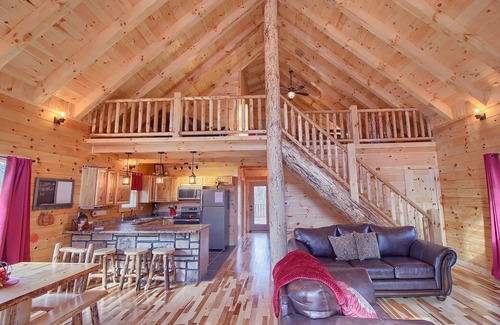 Carbon Hill Cabin | Aspen Retreat Lodge by Tranquil Hills Lodging