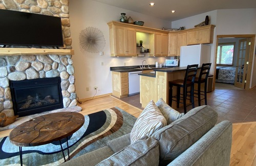 Tofte House | Aspen Shores on Lake Superior & the North Shore!
