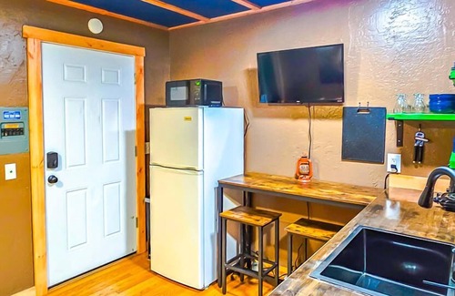 Badger Cabin | Aster Cabin Unit 3 Su