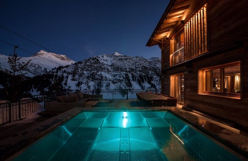 Lech am Arlberg Villa | Astounding Austria Chalet | 4 Bedrooms | Chalet Adora | Beautiful Mountain Views & Outdoor Hot Tub | Bludenz District