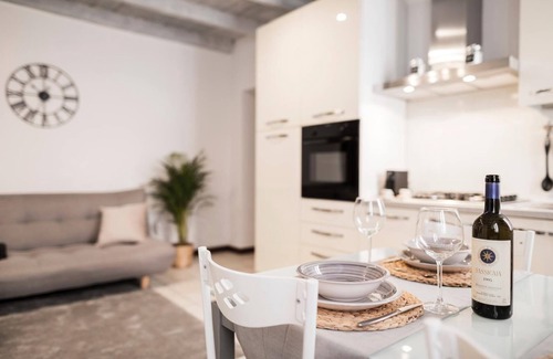 Como House | Astra-Timeless Elegance in Como City Center
