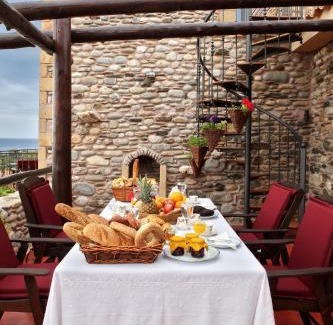 Trochalia House | Astrolithos Boutique