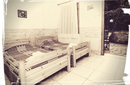 Makrirrakhi Hotel | Astromeria