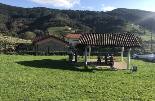 Candamo House | Asturian house in the mountains and near the coast