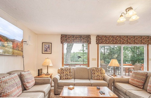 Swanton House | At Ease | Lakefront with Hot Tub & Private Dock!