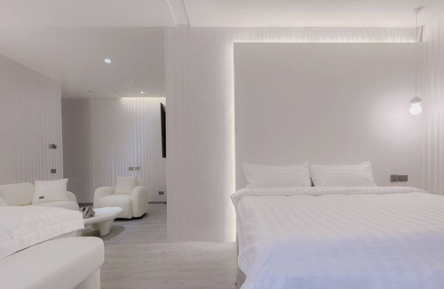 Datong House | At Home Hotel NanShi