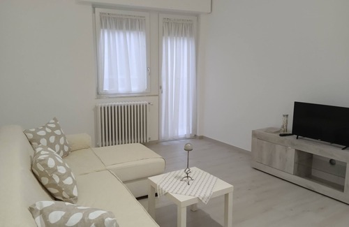 Mola di Bari Apartment | "At Rosa's house" apartment a few steps from the sea