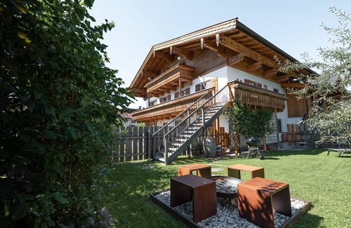 Saalfelden am Steinernen Meer Apartment | Premium Garden Apartment # 2 - Moving Mountains Boutique Apartments