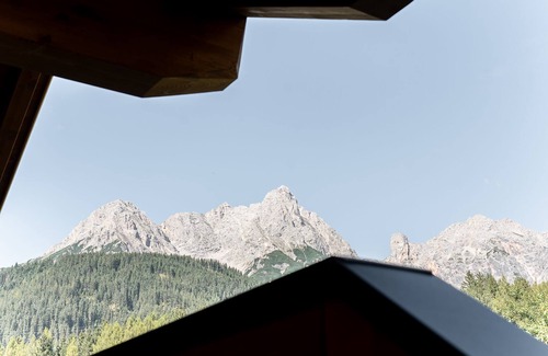 Saalfelden am Steinernen Meer Apartment | Garden apartment with sauna # 3 - Moving mountains boutique apartments
