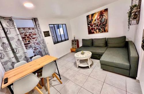 Vitry-sur-Seine Apartment | Atelier artiste à 10 de Paris avec terrasse