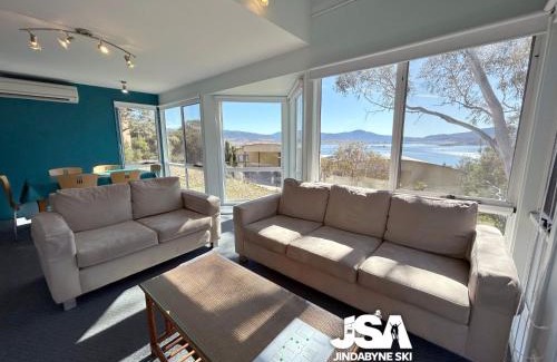 East Jindabyne House | Atelier Ciel