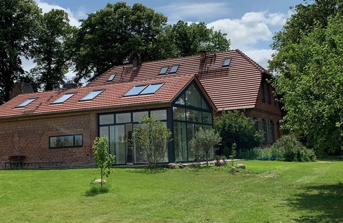 Klein Vielen House | Atelierhaus Alte Schule Liepen