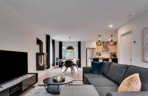 Pont-Rouge Ski Chalet | Athena | Confort et Familial | Spa et Piscine