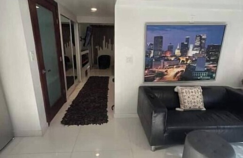 Collier Heights Apartment | ATL Modern Spa Studio Apt