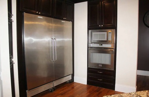 Church Street House | Atlanta luxury living at its best!