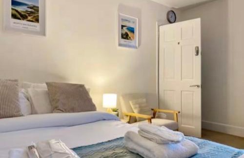 Poole Bed & Breakfast | Atlantic attic