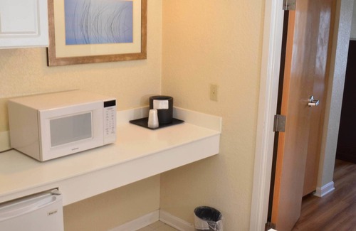 Newport Hotel | Atlantic Beach Hotel Newport