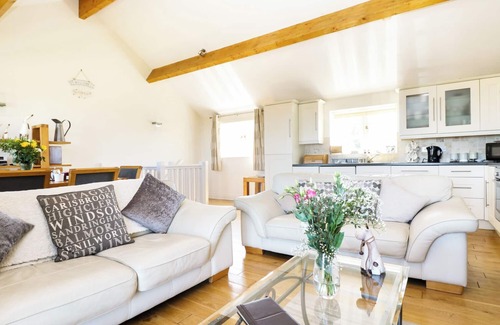 Tintagel Cottage | ATLANTIC VIEW, family friendly, character holiday cottage in Tintagel