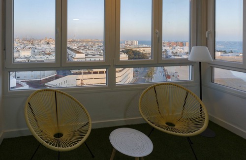 Old Town Apartment | ATLANTICO Family Home by Cadiz4Rentals