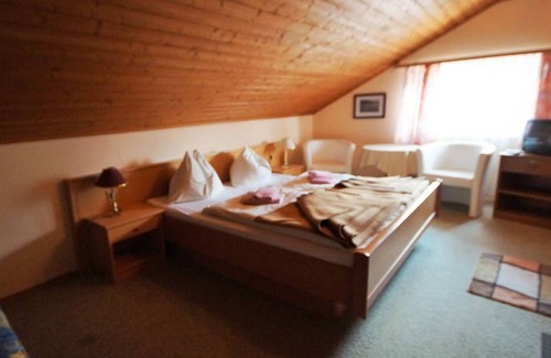Weyregg am Attersee Cottage | Attic room 35 - Gasthof zur Landeroith GmbH