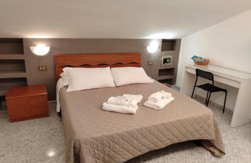 Isola Sacra Apartment | Attico Panoramico 5 Posti Letto - Fiumicino Aeroporto e Fiera