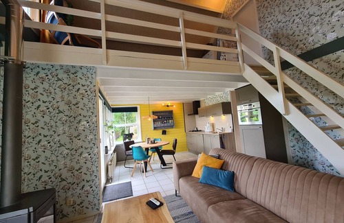 Oudeslius House | Attractive detached house with large fenced garden