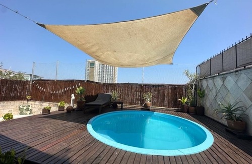 Copacabana Apartment | Atypical Triplex apartment, equipped and pleasant, Swimming pool and barbecue