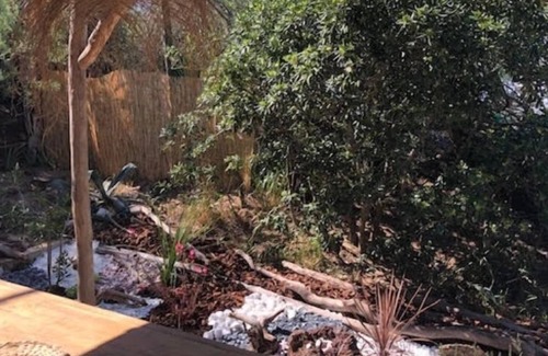 Beziers Ski Chalet | Atypical, set on the beach with direct access, swimming pool, barbecue, pets allowed