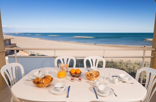 Valras-Plage Condo | Au Bord de l'eau ! Apt + Accès Piscine Extérieure