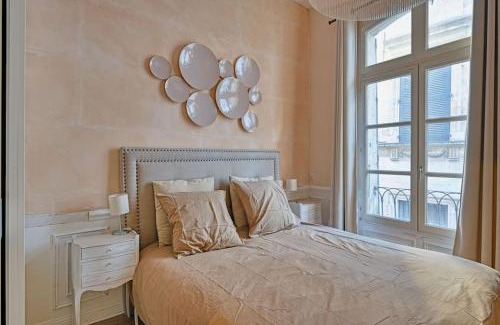Avignon City Centre Apartment | Au cœur d'Avignon - 2 mins du Palais - Terrasse isolée