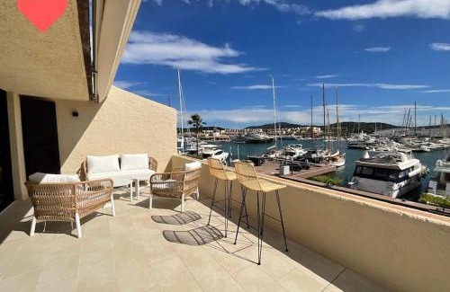 Port Cogolin Apartment | Au cœur d un port