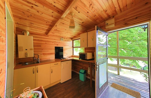 La Bastide-Clairence Ski Chalet | Au Calme Wooden cottages 2 to 4 persons a couple and 2 small children