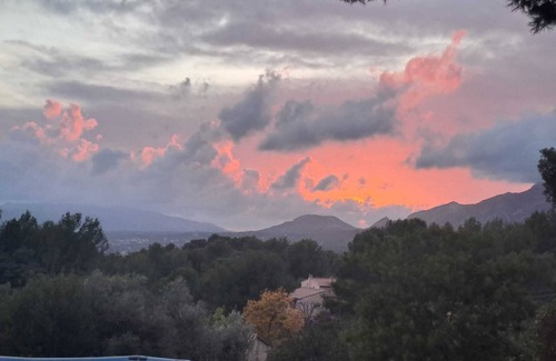 Roquevaire House | Au P'tit Bonheur Provençale