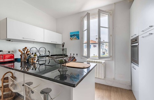 Hendaye Apartment | AUBEPINES 250 m from the main beach classified 3 stars