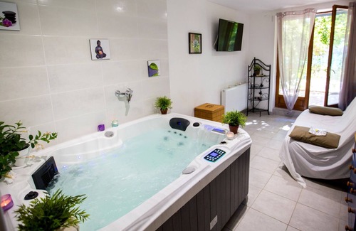 Fraisse-sur-Agout Hotel | Auberge de l'Espinouse