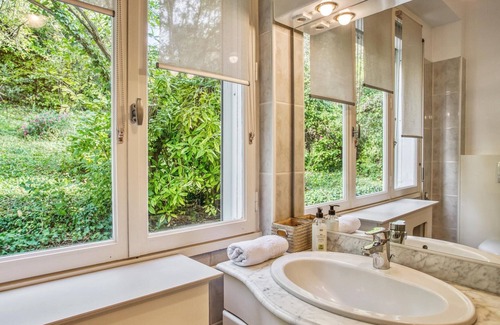 Vernouillet Hotel | Auberge de la Vallée Verte