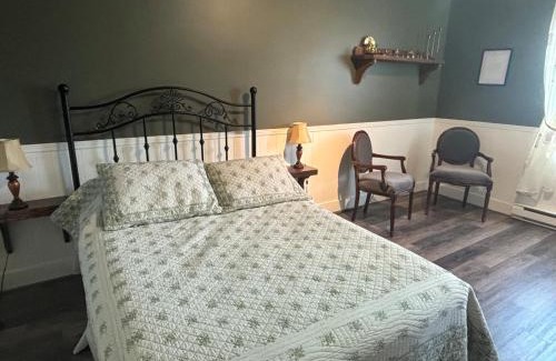 Hebertville Hotel | Auberge Presbytere Mont Lac-Vert