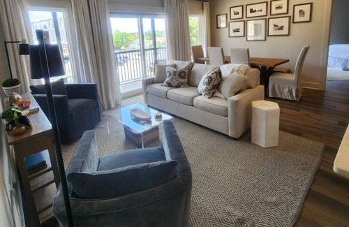 Auburn Condo | Auburn Escape-0.1 mi walk to Stadium/Neville Arena
