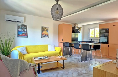 Audenge House | AUDENGE - Air-conditioned house 4/5 pers. with parking for 2 cars