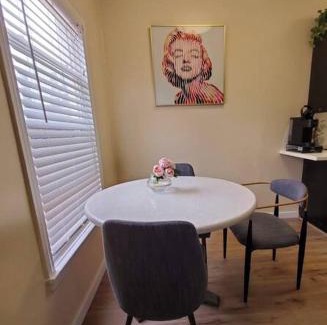 Downtown Los Angeles Apartment | Audrey Studio Apartment in Ktown