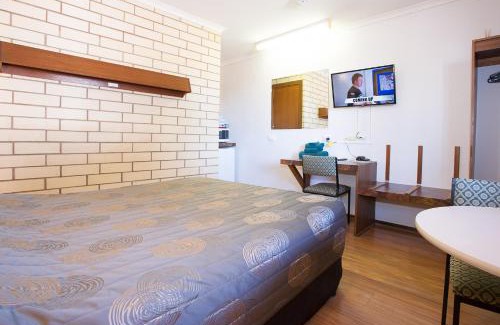 Davenport Hotel | Augusta Budget Motel