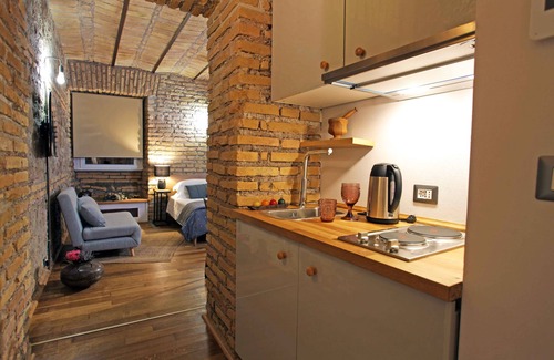 Trastevere Apartment | AUGUSTO AND LIVIA IMPERIAL HOUSE: AUGUSTO HOME
