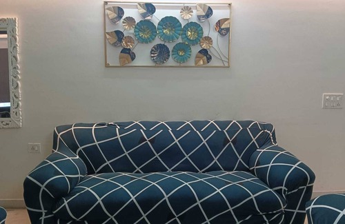 Gurugram Apartment | AuraBnB Homes:-Discover Comfort of Our 2BHK with Balcony Sec-46