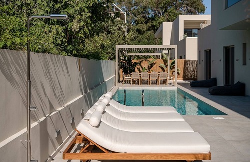 Daratsos Villa | Aurea Beach Villa