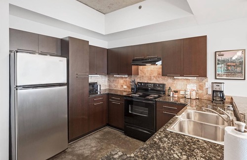 Second Street District Apartment | Austin | Awe-inspiring 1BD/1BA 2nd Street District Apartment