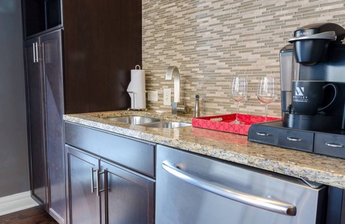 Waller Creek District Apartment | Austin Awesome Studio Apartment