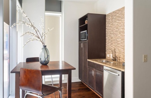 Waller Creek District Apartment | Austin Awesome Studio Apartment